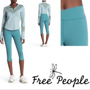 •Free People• Gorgous Vibrant Legging H23
